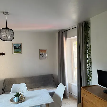 Chaleureux Au Centre De Appartement