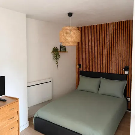 Chaleureux Au Centre De Appartement